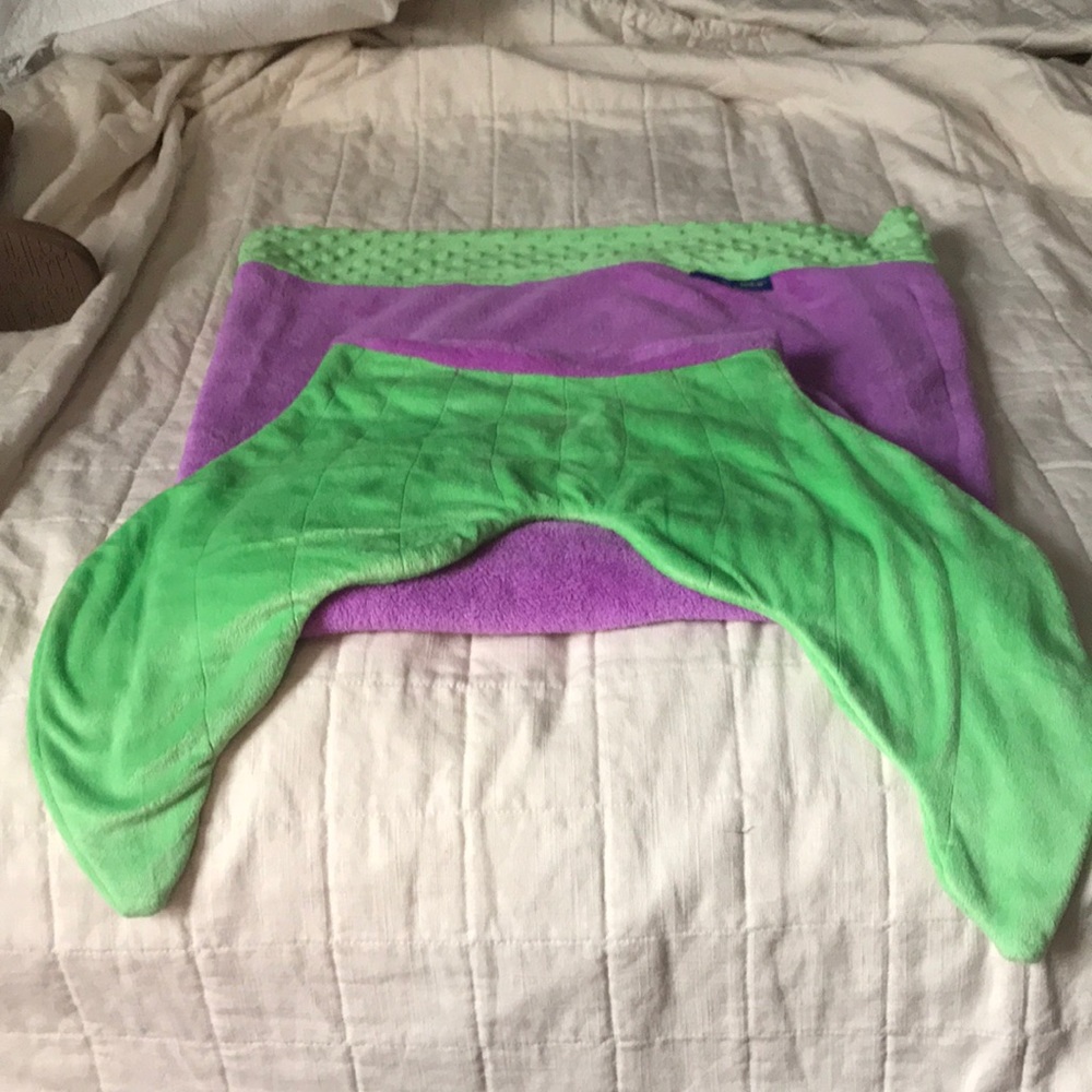 EUC purple & green Mermaid Tail Blankie